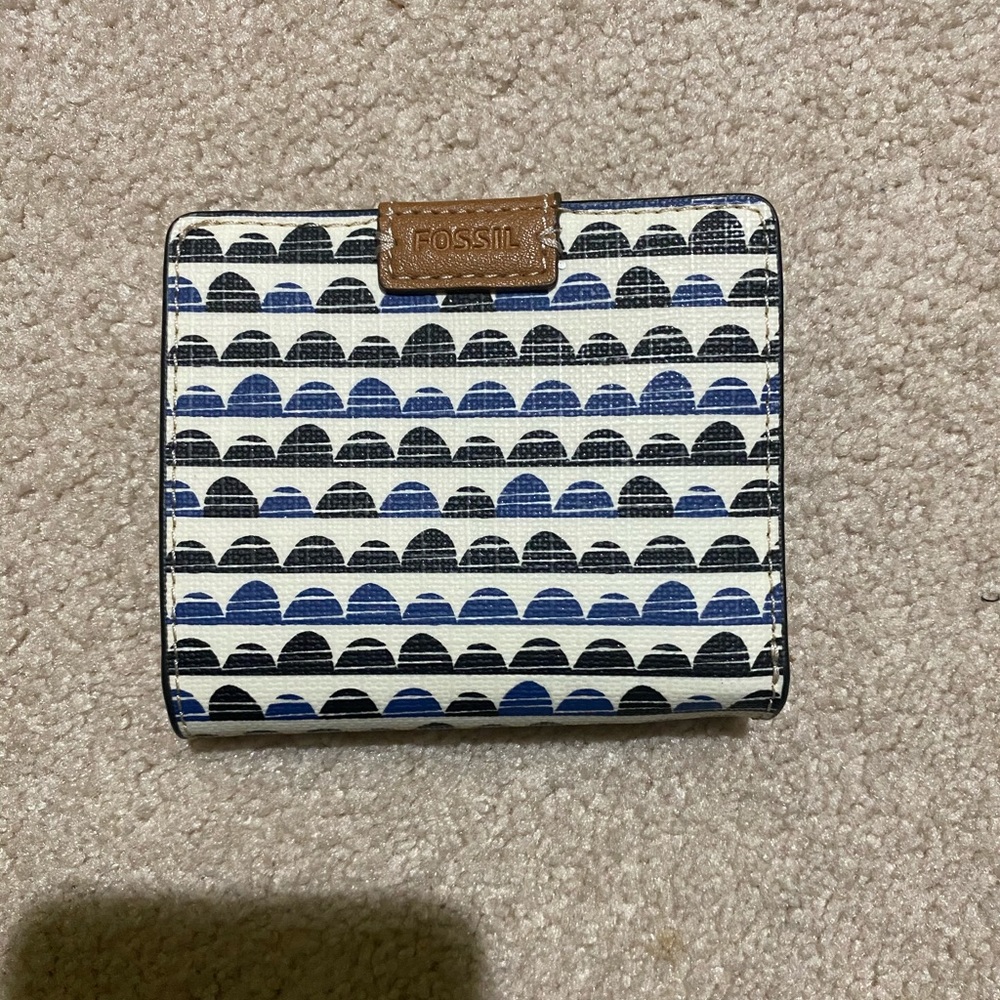 Fossil wallet
